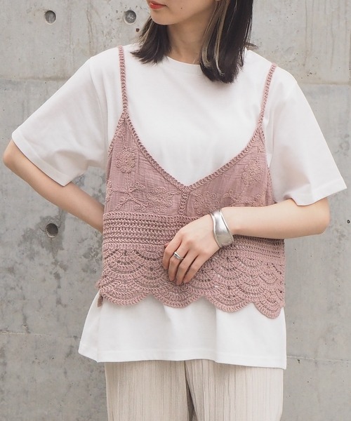 tiptop（ティップトップ）の「2021SS カギ針風キャミソール×Tシャツセット（ベスト・レディース・アイボリー/ピンク/グリーン/ブラック・FREE）」の4枚目の写真