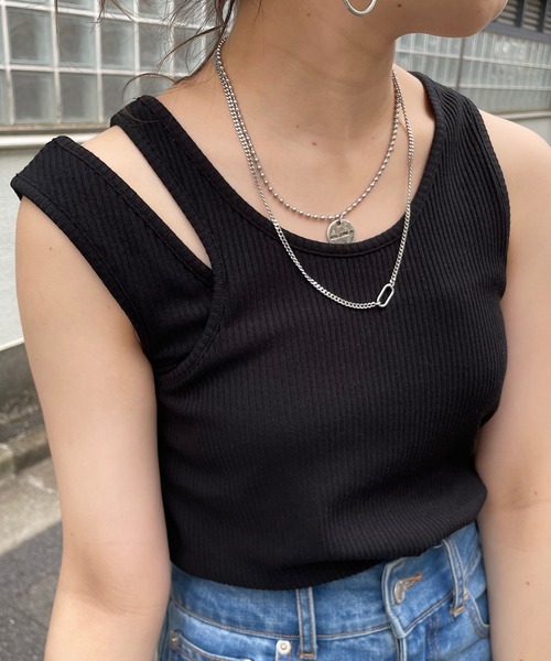 Chico（チコ）の「パット付きレイヤードアメスリタンク（タンクトップ・レディース・ブラック/ホワイト/ピンク/チャコールグレー・FREE）」の2枚目の写真