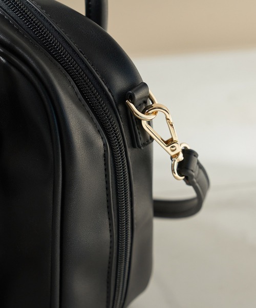 cache cache(カシュ カシュ)の「【WEB限定】【cache cache】カシュカシュ ボックス型ボストンバッグ(ショルダーバッグ・レディース・ブラック/ダークブラウン・FREE)」の6枚目の写真