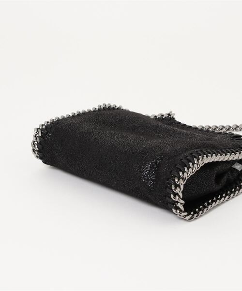 STELLA McCARTNEY（ステラマッカートニー）の「FALABELLA Mini Shoulder Tote Shaggy Deer / ファラベラ ミニショルダー トート シャギーディア（ショルダーバッグ・レディース・ライトグレー/ブラック・ONE SIZE）」の3枚目の写真