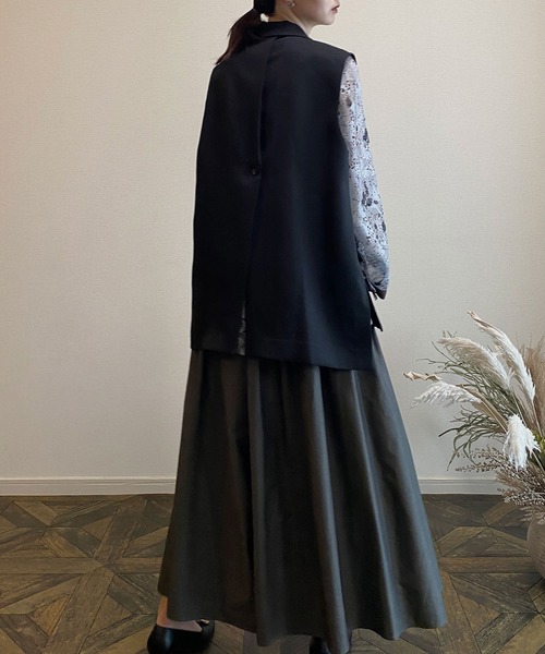 NICOLE CLUB（ニコル　クラブ）の「【NICOLE CLUB】マニッシュトラッドのベスト（ベスト・レディース・ブラック/ブラウン・MEDIUM）」の14枚目の写真