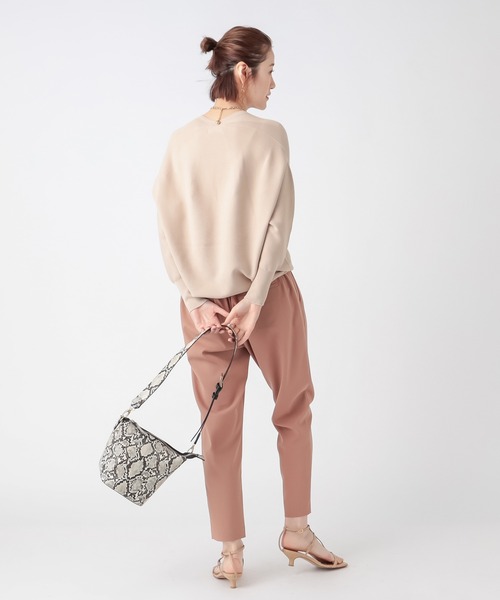 RIVE DROITE（リヴドロワ）の「《2サイズ展開》どんなスタイルにも馴染んでくれる　ドライストレッチジョッパーパンツ（その他パンツ・レディース・ブラック/ベージュ/ネイビー・36/38）」の5枚目の写真