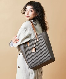 SINCLAIRシンクレアプリーツ ショッパー トート ラージ MKシグネチャー MICHAEL KORS（マイケルコース）の「SINCLAIR(シンクレア) プリーツ