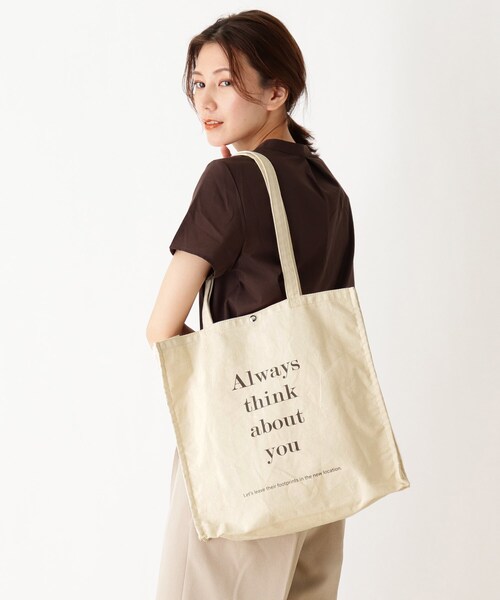 DRESKIP（ドレスキップ）の「◆スクエアキャンバストート（トートバッグ・レディース・グリーン/ブラック/ベージュ/レッド系1/チャコールグレー/アイボリー・00）」の12枚目の写真