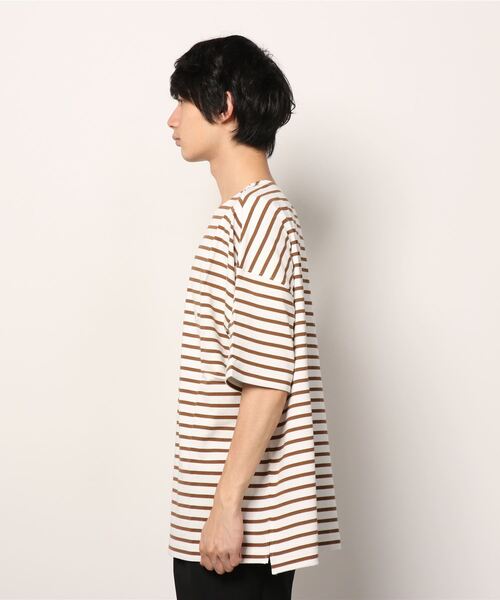 VALLIS by FACTOTUM(ヴァリスバイファクトタム)の「STUDIOUS別注 ビッグバスクTシャツ(Tシャツ/カットソー・メンズ・ブラウン・LARGE)」の2枚目の写真