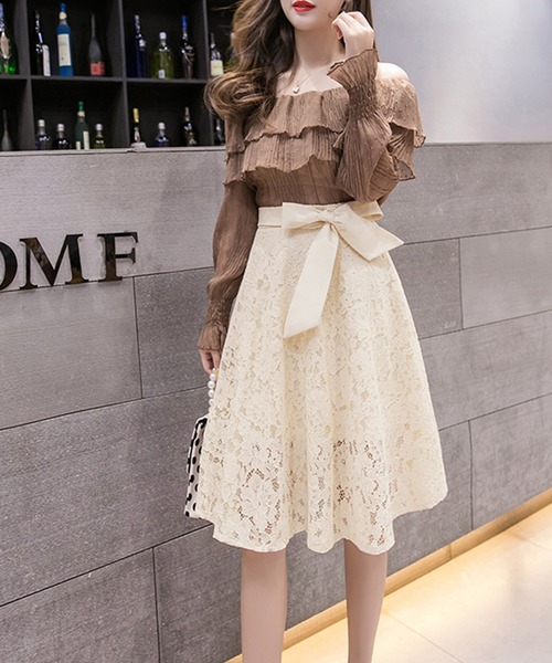 Grandeir（グランディール）の「ウエストリボン レース フレアスカート（スカート・レディース・ブラック/アイボリー・M）」の15枚目の写真