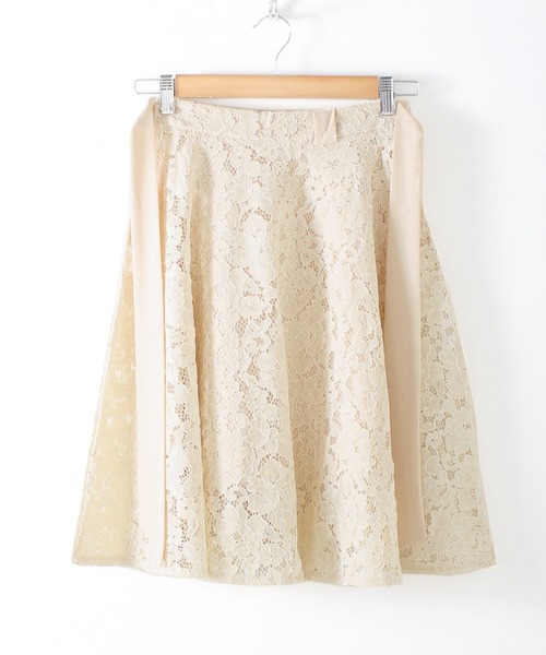 Grandeir（グランディール）の「ウエストリボン レース フレアスカート（スカート・レディース・ブラック/アイボリー・M）」の9枚目の写真