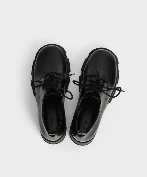 CHARLES & KEITH（チャールズ & キース）の「レースアップ チャンキーブローグ / Lace-Up Chunky Brogues（ドレスシューズ・レディース・ブラック/オフホワイト・22.5cm/23cm/23.5cm/24.5cm/25cm/25.5cm）」の9枚目の写真