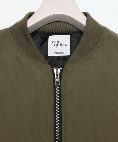 VANQUISH(ヴァンキッシュ)の「ヴィンテージスタイル MA-1 *(MA-1・メンズ・ブラック/カーキ・M/L)」の13枚目の写真