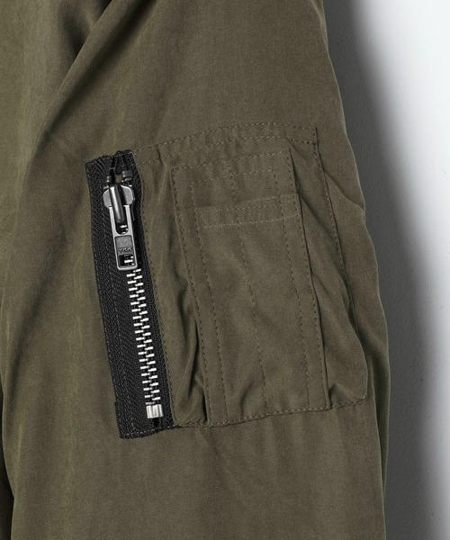 VANQUISH(ヴァンキッシュ)の「ヴィンテージスタイル MA-1 *(MA-1・メンズ・ブラック/カーキ・M/L)」の15枚目の写真