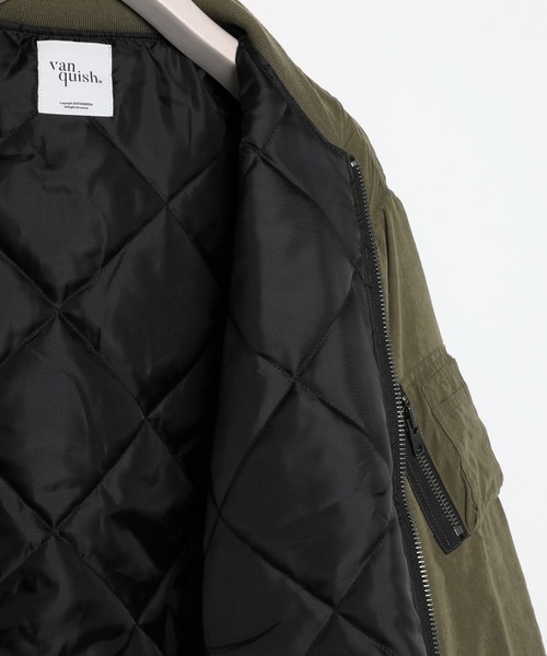 VANQUISH(ヴァンキッシュ)の「ヴィンテージスタイル MA-1 *(MA-1・メンズ・ブラック/カーキ・M/L)」の16枚目の写真