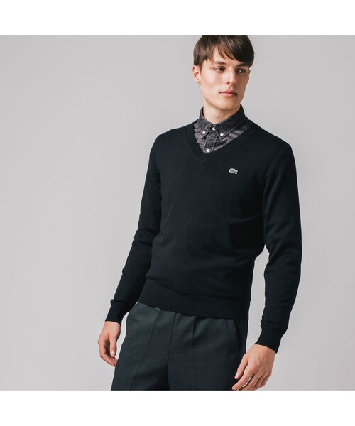 LACOSTE（ラコステ）の「Karl Karl(R)Vネックニットセーター（ニット/セーター・メンズ・ブラック/グレー/ネイビー/ライトブラウン・4/2/5/3）」の2枚目の写真