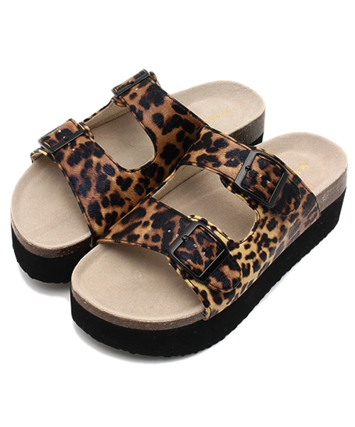 WEGO(ウィゴー)の「WEGO/厚底ベルトサンダル(サンダル・レディース・その他1/ホワイト/ブラック/シルバー・MEDIUM/LARGE)」の17枚目の写真