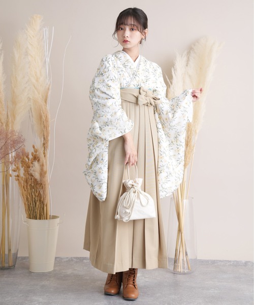 utatane(ウタタネ)の「袴セット 国産生地(着物・レディース・ホワイト・M/L)」の7枚目の写真