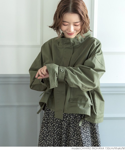 coca（coca）（コカ）の「ミリタリーショートアウター（ミリタリージャケット・レディース・カーキ・ONE SIZE/M/L）」の4枚目の写真