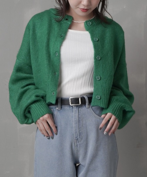 SPINNS（スピンズ）の「【2WAY仕様】ショートニットカーディガン（カーディガン/ボレロ・レディース・サーモンピンク/イエロー/ブルー/ダークグリーン/ブラック・ONESIZE）」の2枚目の写真