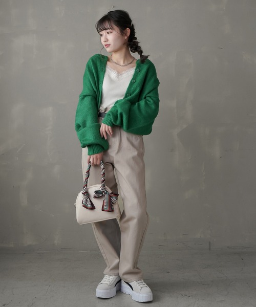 SPINNS（スピンズ）の「【2WAY仕様】ショートニットカーディガン（カーディガン/ボレロ・レディース・サーモンピンク/イエロー/ブルー/ダークグリーン/ブラック・ONESIZE）」の14枚目の写真