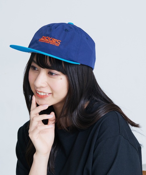 Dickies(ディッキーズ)の「【DICKIES/ディッキーズ】フロントロゴ ナイロン平ツバベースボールキャップ(キャップ・メンズ・パープル/ブルー/ブラック・FREE)」の14枚目の写真