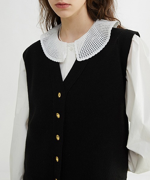 Fano Studios(ファノ ストゥディオズ)の「【Fano Studios】Small gold button V-neck vest FC22S015(ベスト・レディース・ブラック・M/S/L)」の7枚目の写真