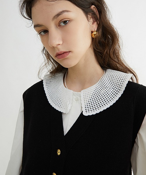 Fano Studios(ファノ ストゥディオズ)の「【Fano Studios】Small gold button V-neck vest FC22S015(ベスト・レディース・ブラック・M/S/L)」の9枚目の写真