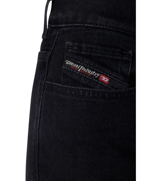 DIESEL（ディーゼル）の「DIESEL SS22 レディース デニム ボーイフレンド ブラックデニム（デニムパンツ・レディース・ブラック・25inch/23inch/27inch/29inch）」の3枚目の写真