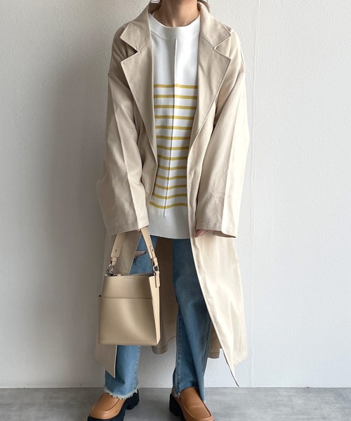 w closet（ダブルクローゼット）の「ベルト付きガウンコート（トレンチコート・レディース・グレイッシュベージュ/ライトベージュ・FREE）」の20枚目の写真