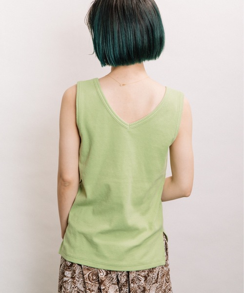 refinedworks（リファインドワークス）の「針抜きテレコ両面タンク（タンクトップ・レディース・ブラック/ブラウン/オフホワイト/ブルー/ライトグリーン系・FREE）」の8枚目の写真