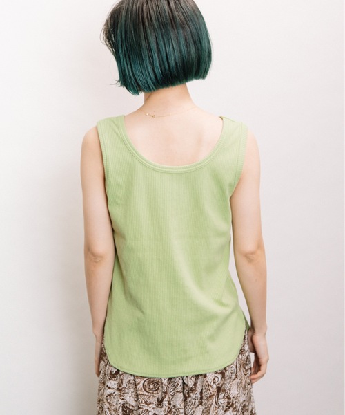 refinedworks（リファインドワークス）の「針抜きテレコ両面タンク（タンクトップ・レディース・ブラック/ブラウン/オフホワイト/ブルー/ライトグリーン系・FREE）」の12枚目の写真