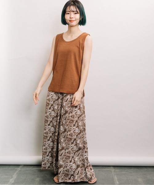 refinedworks（リファインドワークス）の「針抜きテレコ両面タンク（タンクトップ・レディース・ブラック/ブラウン/オフホワイト/ブルー/ライトグリーン系・FREE）」の20枚目の写真