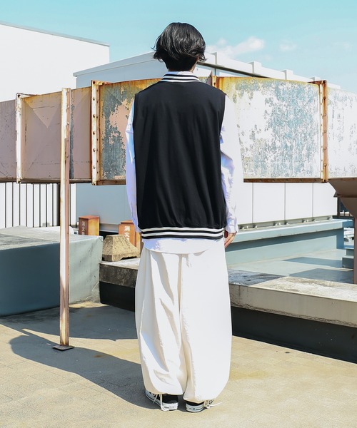 SPINNS（スピンズ）の「ワンポイント刺繍ロゴ チルデンベスト（ベスト・メンズ・ブラック/ネイビー/グリーン/ワインレッド/ホワイト・ONESIZE）」の19枚目の写真