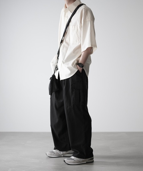 RUUBON(ルーボン)の「【RUUBON】TR wide cargo pants / TR ワイドカーゴパンツ(カーゴパンツ・メンズ・ブラック/カーキ・S/M/L)」の18枚目の写真