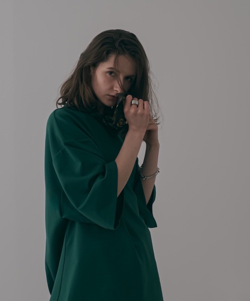 shiki tokyo（シキトウキョウ）の「Oversized Tuck Ballon Color Tee / オーバーサイズタックバルーンカラーTシャツ（Tシャツ/カットソー・メンズ・イエロー/オレンジ/ブルー/グリーン・SMALL/MEDIUM/LARGE）」の2枚目の写真