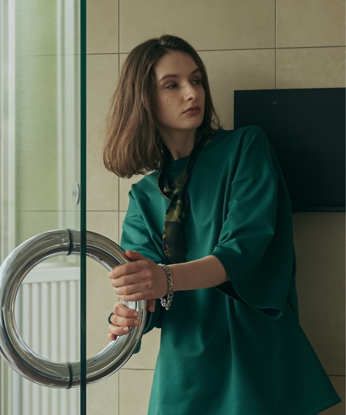 shiki tokyo（シキトウキョウ）の「Oversized Tuck Ballon Color Tee / オーバーサイズタックバルーンカラーTシャツ（Tシャツ/カットソー・メンズ・イエロー/オレンジ/ブルー/グリーン・SMALL/MEDIUM/LARGE）」の6枚目の写真