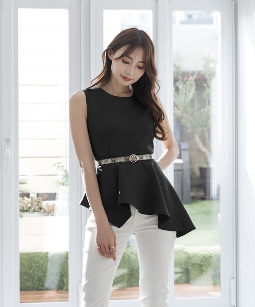 Julia Boutique（ジュリアブティック）の「ウエストマークイレヘムトップス/22075（Tシャツ/カットソー・レディース・グリーン/ブラック/ネイビー・ONE）」の5枚目の写真