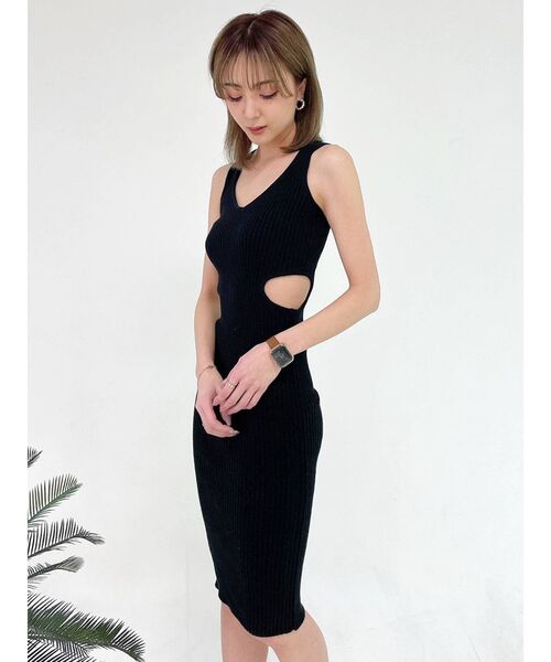 GYDA（ジェイダ）の「サイドオープン Vネックリブニットワンピース（ワンピース・レディース・ライトグレー/ブラック/ベージュ・FREE）」の18枚目の写真