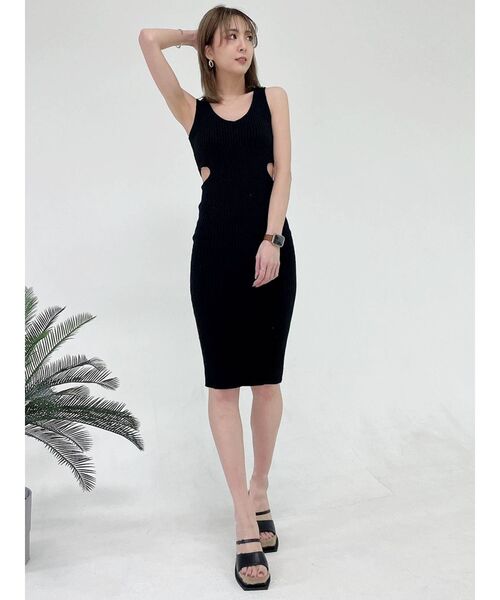 GYDA（ジェイダ）の「サイドオープン Vネックリブニットワンピース（ワンピース・レディース・ライトグレー/ブラック/ベージュ・FREE）」の14枚目の写真