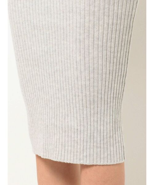 GYDA（ジェイダ）の「サイドオープン Vネックリブニットワンピース（ワンピース・レディース・ライトグレー/ブラック/ベージュ・FREE）」の8枚目の写真