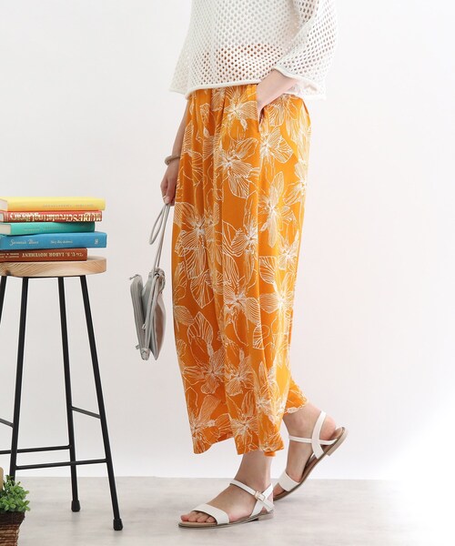 Cutie Blonde（キューティーブロンド）の「◆【洗濯機可/接触冷感/S-L】ゆるテロ柄ワイドパンツ（その他パンツ・レディース・ホワイト系3/ブラック系/ネイビー系/イエロー系・01/02/03）」の7枚目の写真