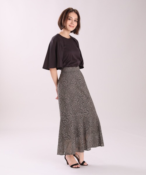 INED(イネド)の「フリルスリーブカットソー(Tシャツ/カットソー・レディース・ブルー/キャメル/スミクロ・9号)」の4枚目の写真