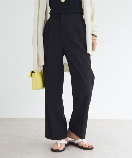 Doux archives（ドゥアルシーヴ）の「センタープレスフレアパンツ（スラックス・レディース・ブラック/ブラウン・SMALL/MEDIUM）」の2枚目の写真