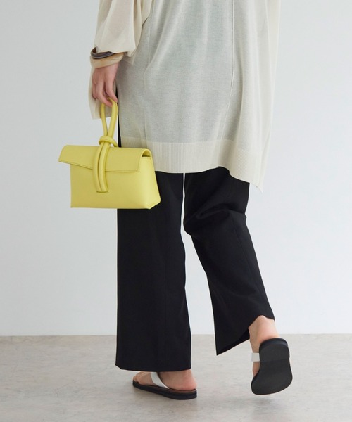 Doux archives（ドゥアルシーヴ）の「センタープレスフレアパンツ（スラックス・レディース・ブラック/ブラウン・SMALL/MEDIUM）」の13枚目の写真