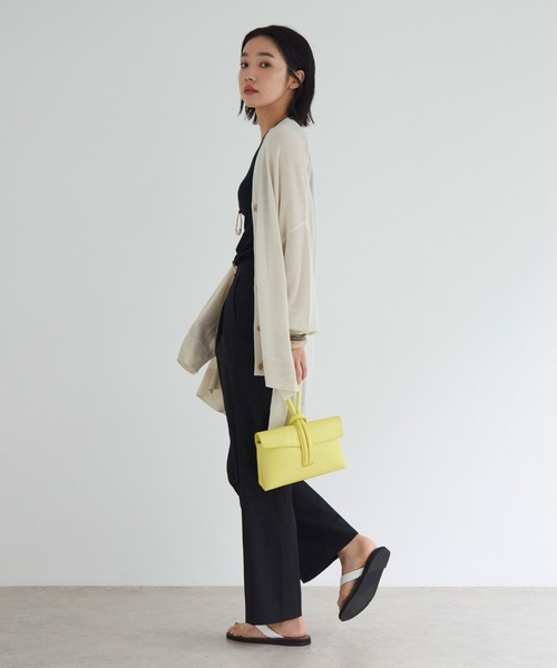 Doux archives（ドゥアルシーヴ）の「センタープレスフレアパンツ（スラックス・レディース・ブラック/ブラウン・SMALL/MEDIUM）」の18枚目の写真