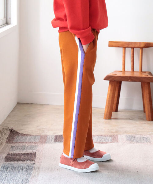 B:MING by BEAMS（ビーミングバイビームス）の「B:MING by BEAMS / サイドライン パンツ（100～140cm）（スウェットパンツ・キッズ・ベージュ系その他/サックスブルー・120/130/110/140/100）」の11枚目の写真