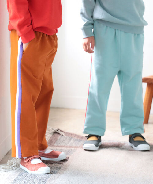 B:MING by BEAMS（ビーミングバイビームス）の「B:MING by BEAMS / サイドライン パンツ（100～140cm）（スウェットパンツ・キッズ・ベージュ系その他/サックスブルー・120/130/110/140/100）」の9枚目の写真