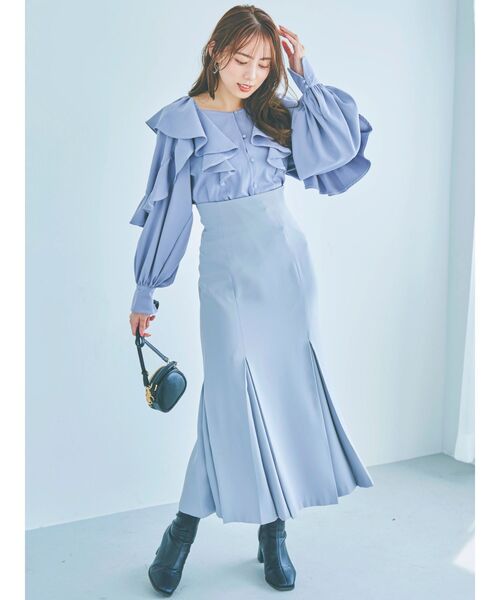 dazzlin(ダズリン)の「ラッフルフリルスリーブブラウス(シャツ/ブラウス・レディース・ベージュ/オフホワイト/ブルー・FREE)」の5枚目の写真