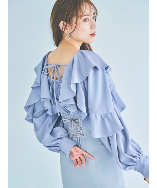 dazzlin(ダズリン)の「ラッフルフリルスリーブブラウス(シャツ/ブラウス・レディース・ベージュ/オフホワイト/ブルー・FREE)」の7枚目の写真