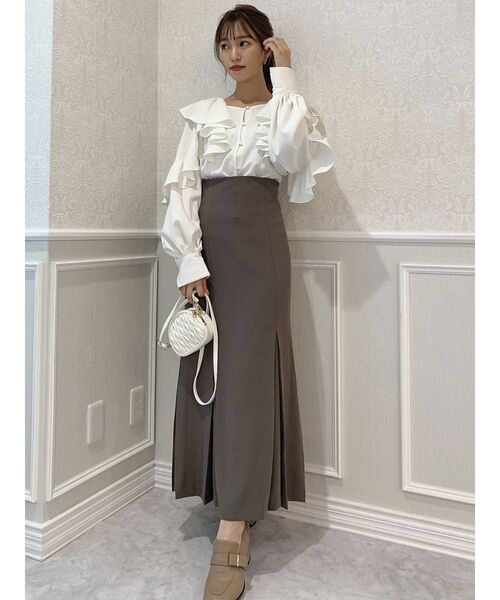 dazzlin(ダズリン)の「ラッフルフリルスリーブブラウス(シャツ/ブラウス・レディース・ベージュ/オフホワイト/ブルー・FREE)」の11枚目の写真