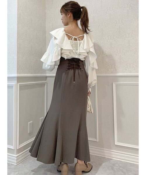 dazzlin(ダズリン)の「ラッフルフリルスリーブブラウス(シャツ/ブラウス・レディース・ベージュ/オフホワイト/ブルー・FREE)」の12枚目の写真