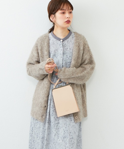 natural couture(ナチュラルクチュール)の「WEB限定カラー有り/2022AW/パール釦シャツワンピース(ワンピース・レディース・ネイビー/ブルー/モカ/その他1/その他2/その他3・FREE)」の5枚目の写真
