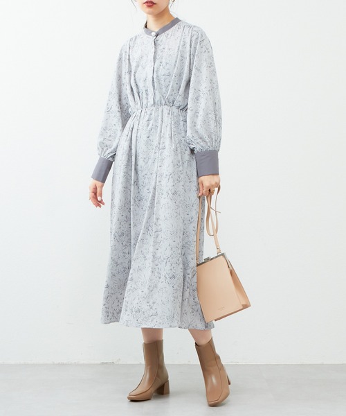natural couture(ナチュラルクチュール)の「WEB限定カラー有り/2022AW/パール釦シャツワンピース(ワンピース・レディース・ネイビー/ブルー/モカ/その他1/その他2/その他3・FREE)」の10枚目の写真